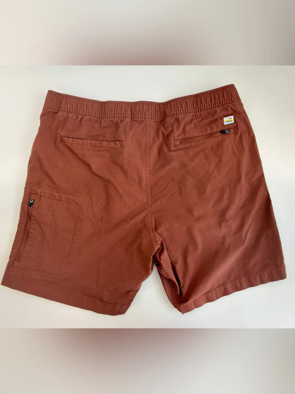 Vuori Men's Ripstop Shorts burnt orange terracotta color size XL 8” inseam